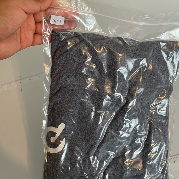 Peloton‎ Hoodie - Picture 6 of 6